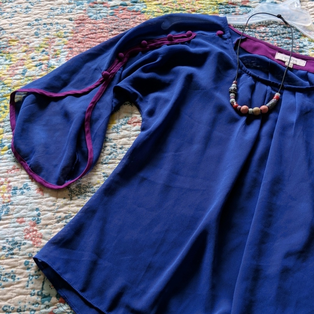 Light & Flowy Blouse shirt small Umgee